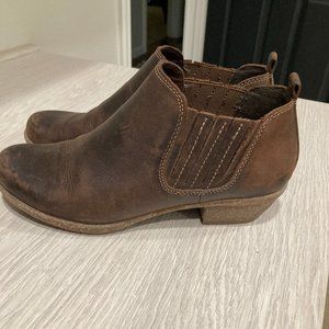 Ankle boot